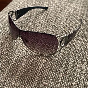 Gucci women’s sunglasses